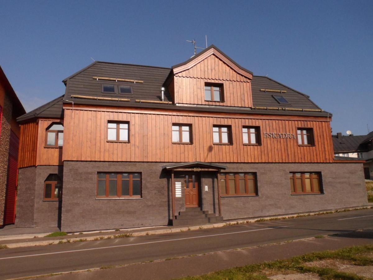 Apartmán Eskadra 02 Horni Mala Upa Exterior foto